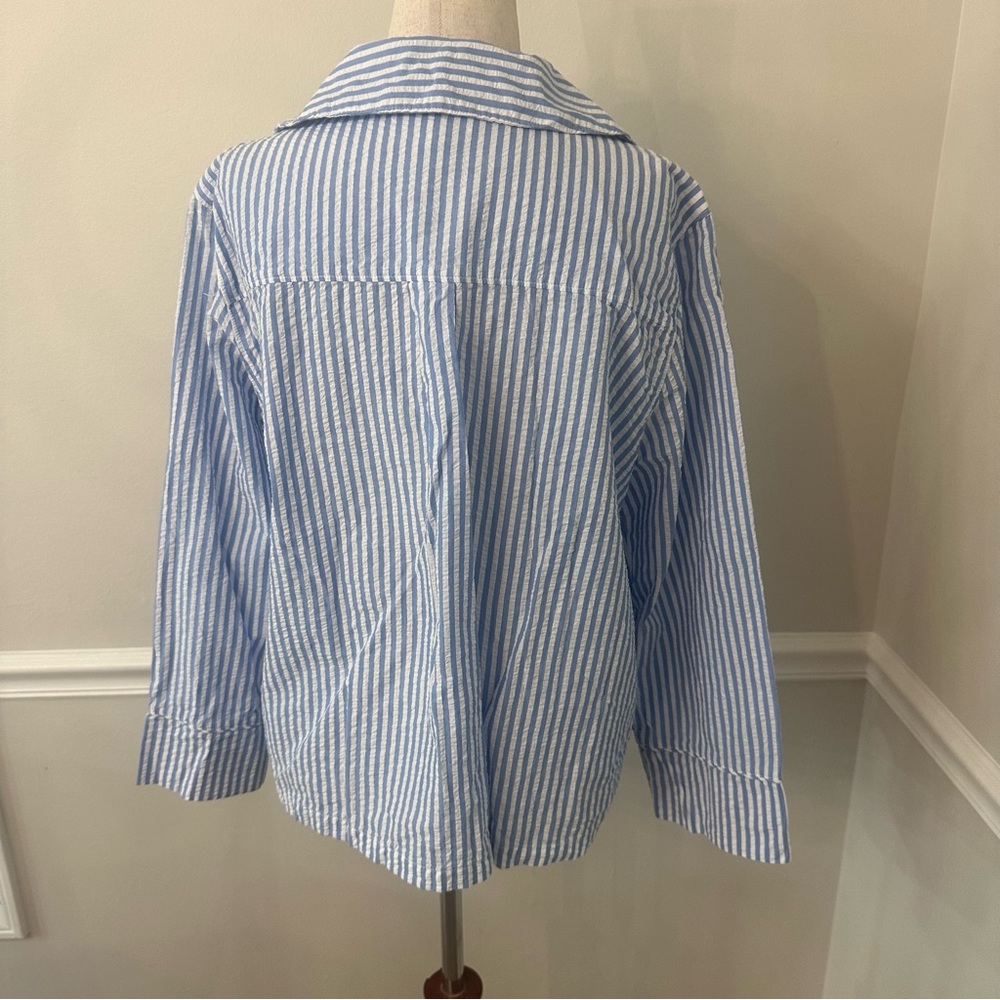 Lake Georgie pocket shorts set pajamas blue seersucker- Size large - Picture 5 of 11